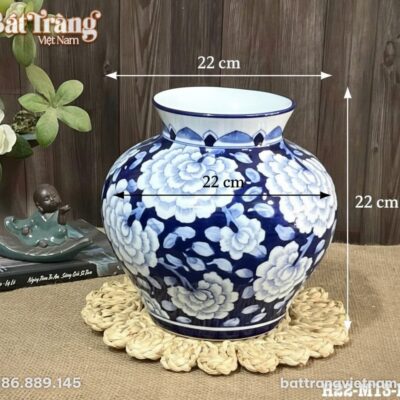 Kích thước Lọ hoa dáng vò thấp men lam vẽ mẫu đơn cổ điển BT-LH42