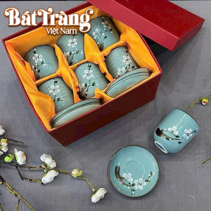 coc-su-qua-tang-tan-gia-gom-su-bat-trang-sang-trong-y-nghia-khoi-van-tai-loc