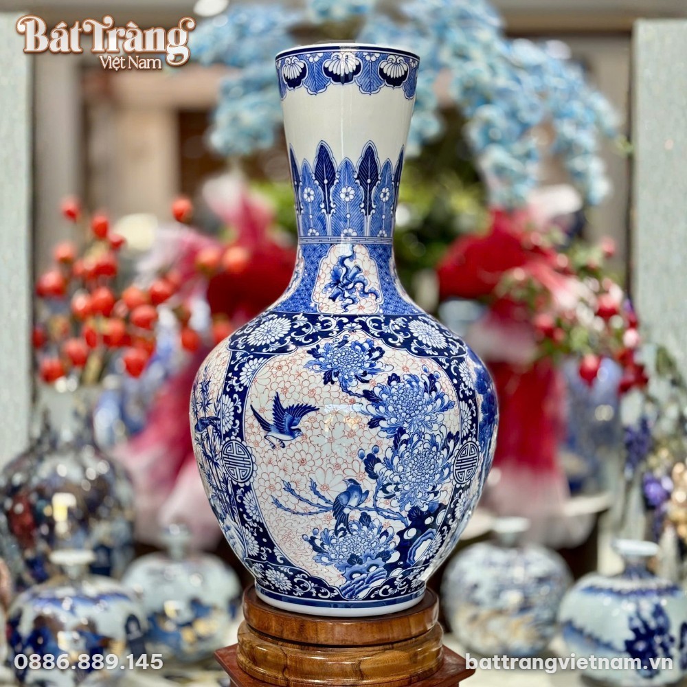 Tỏi bình vẽ họa tiết hoa cúc