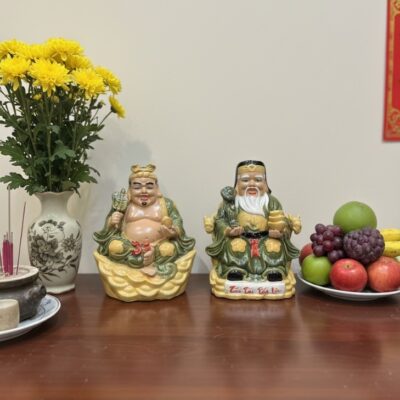 Cặp tượng Thần Tài Thổ Địa men xanh ngọc đặt tr...