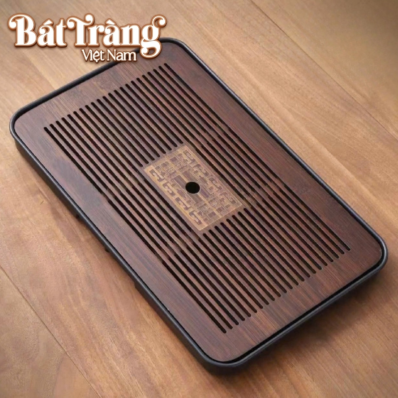 khay-tre-dung-tra-dang-chu-nhat-hoa-tiet-ky-ha-tam-khay-43-5x26-5x3-5cm-bt-kdt10 (2) khay-tre-dung-tra-dang-chu-nhat-hoa-tiet-ky-ha-tam-khay-43-5x26-5x3-5cm-bt-kdt10