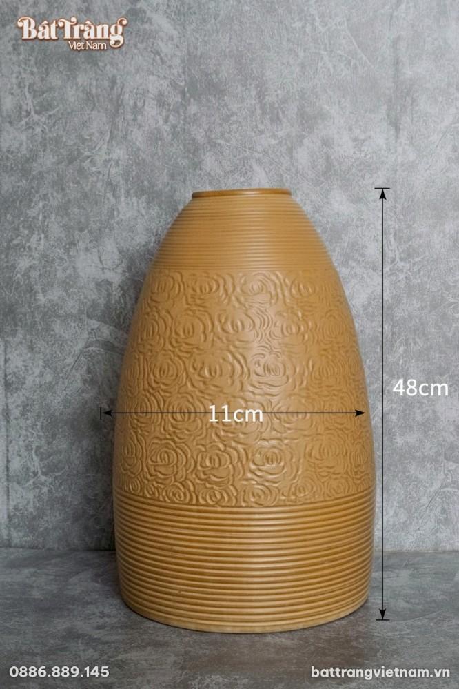 K&iacute;ch thước Lọ hoa d&aacute;ng chu&ocirc;ng hoa văn khắc nổi men n&acirc;u B&aacute;t Tr&agrave;ng BT_LH72