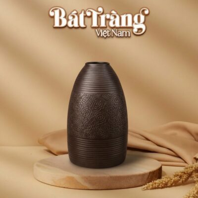 Lọ hoa dáng chuông men đen hoạ tiết khắc tay hoa nhí Bát Tràng BT_LH102 - Ảnh đại diện