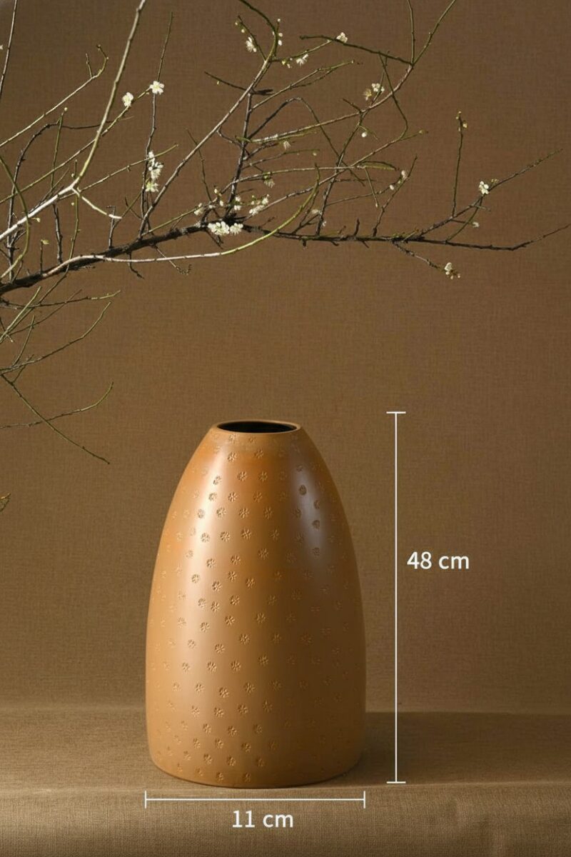 Kích thước Lọ hoa dáng chuông men nâu hoạ tiết kẻ ngang Bát Tràng BT_LH104