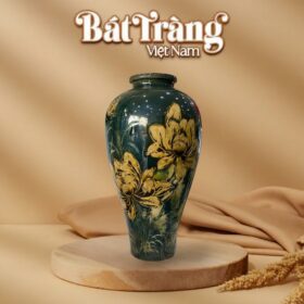 Lọ hoa gốm sứ dáng đùi dế men rêu vẽ hoa sen vàng BT-LH56