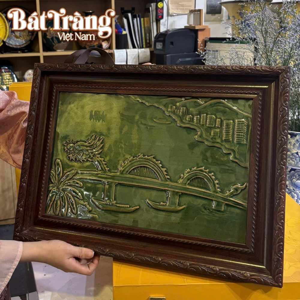 Tranh gốm Bát Tràng