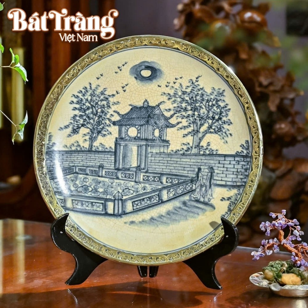Đĩa cảnh gốm sứ
