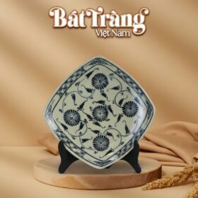 Đĩa ảo men rạn hoạ tiết hoa cúc đen BT-BD72