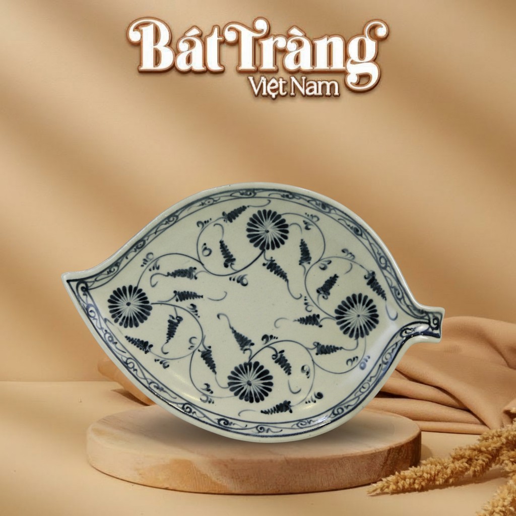 Đĩa lá men rạn hoạ tiết hoa cúc đen BT-BD74 - Ảnh đại diện Đĩa lá men rạn hoạ tiết hoa cúc đen BT-BD74 - Ảnh đại diện