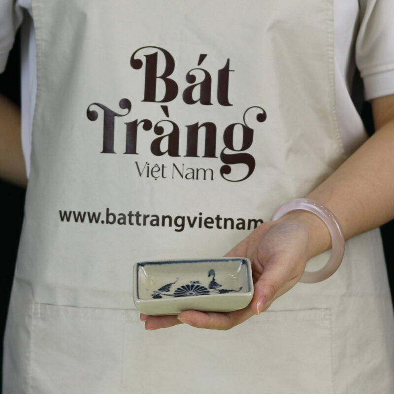 khay-gia-vi-1-ngan-men-ran-hoa-tiet-cuc-den-3