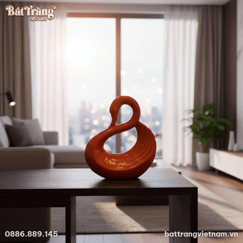 Một chiếc lọ decor thi&ecirc;n nga m&agrave;u cam rực rỡ với...