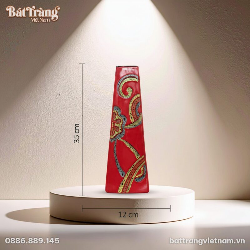 Kích thước Lọ hoa tam giác màu đỏ hoạ tiết BT-LGS25