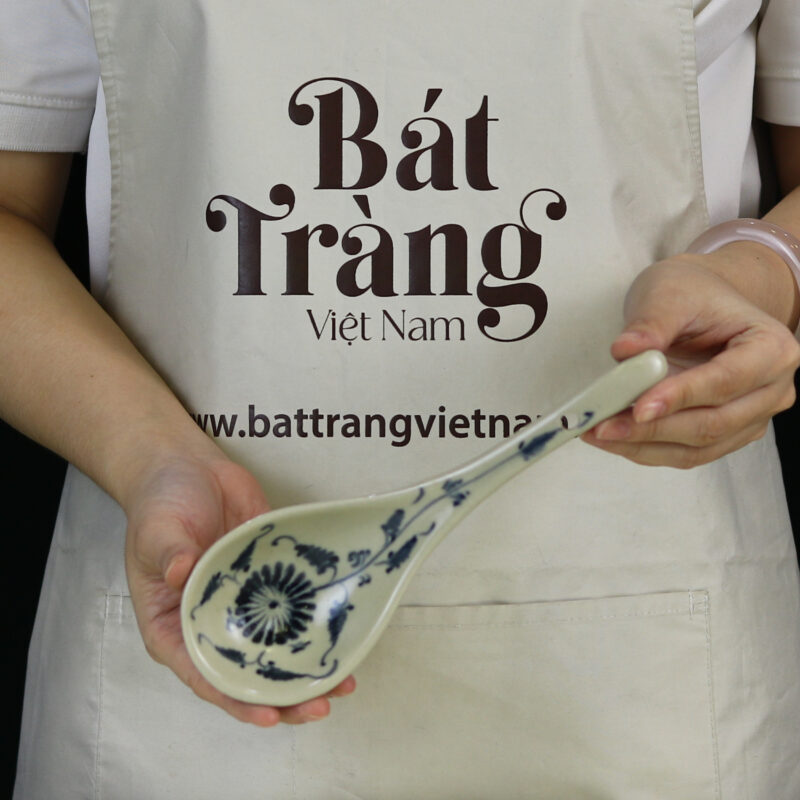 thia-canh-men-ran-hoa-tiet-cuc-den-2