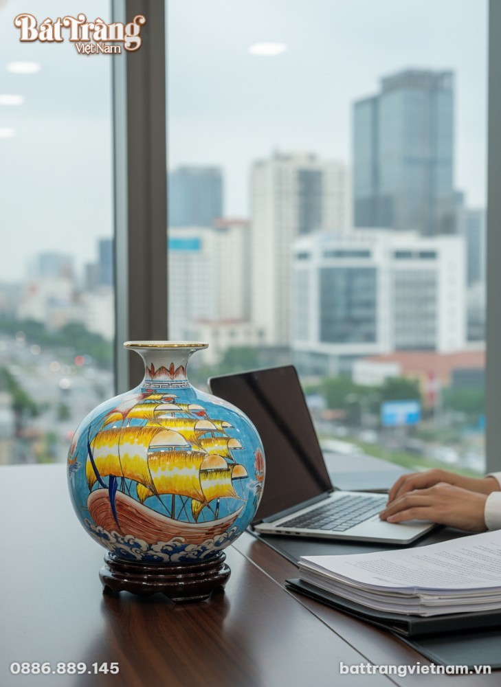 Một g&oacute;c l&agrave;m việc hiện đại của doanh nh&acirc;n Việt N...