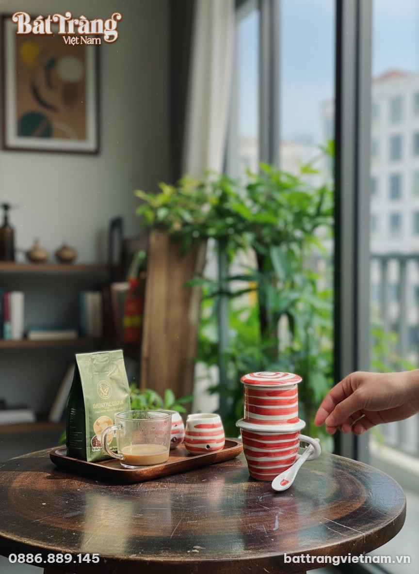 Một buổi s&aacute;ng b&igrave;nh y&ecirc;n tại căn hộ hiện đại kiểu...