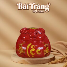 Ống tiết kiệm heo phệ mắt hip ngồi màu đỏ chữ lộc BT-HĐ10