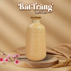 Lọ Hoa Gốm Bát Tràng Dáng Trụ Vân Nổi Men Kem BT-LHS34