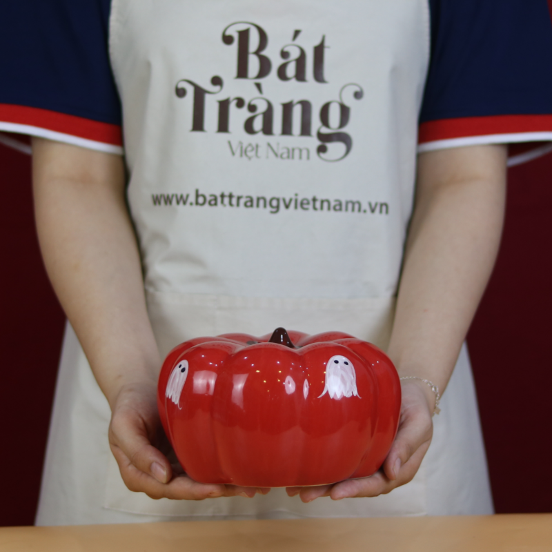 tuong-trang-tri-qua-bi-mau-do-3