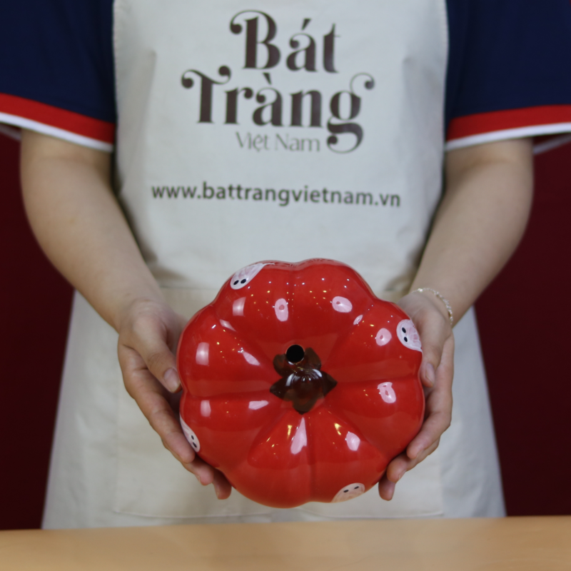 tuong-trang-tri-qua-bi-mau-do-4