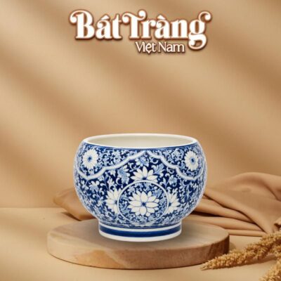 Ang tròn cắm hoa Bát Tràng men lam vẽ tay hoa cúc nở rộ BT-LH132