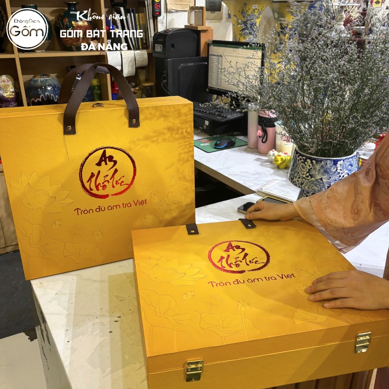 khong-gian-gom-bat-trang-da-nang